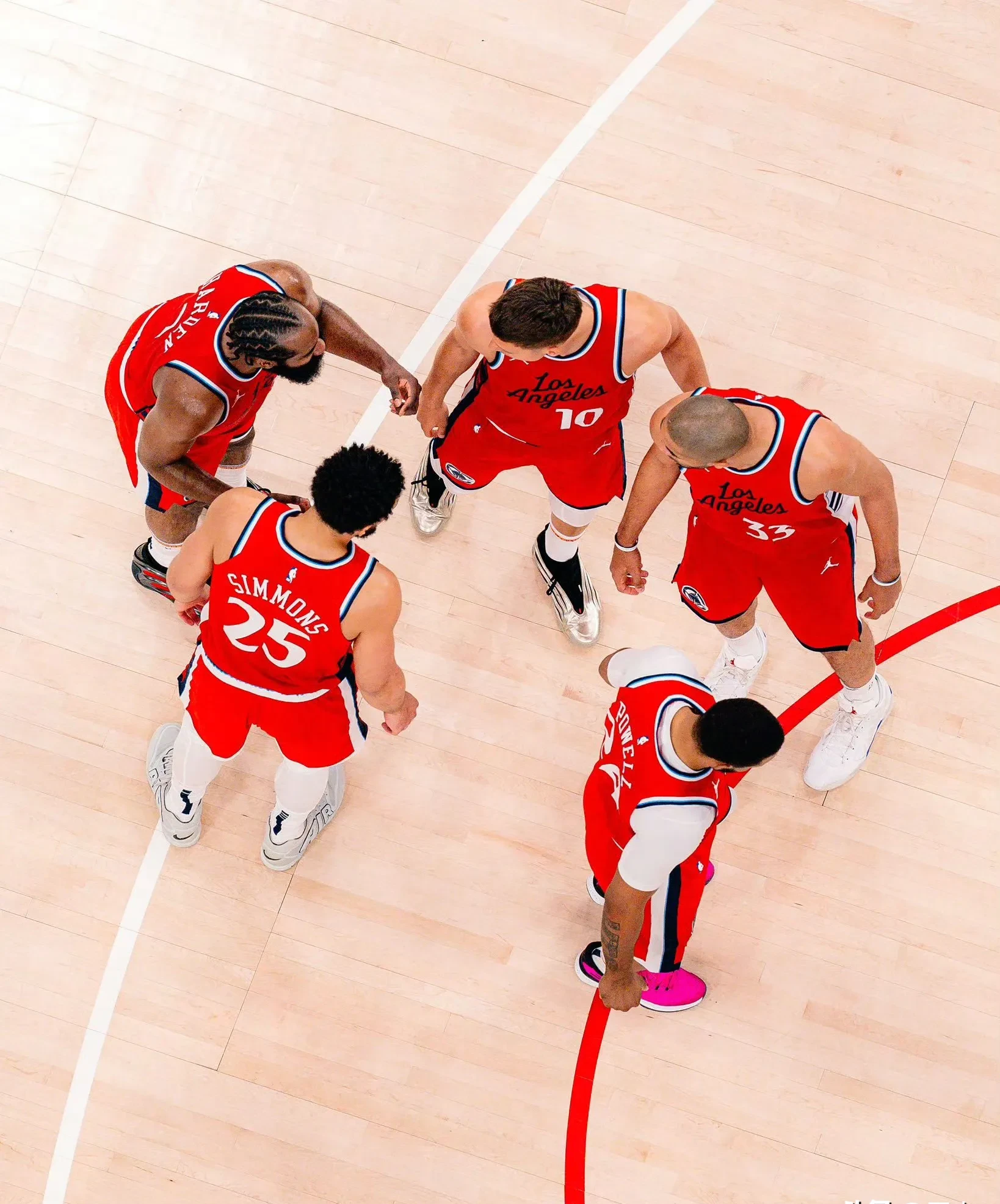 九游游戏-转会期体能课后，新奥尔良鹈鹕豪取连胜备战欧篮联，更衣室稳定，更衣室氛围转暖的简单介绍